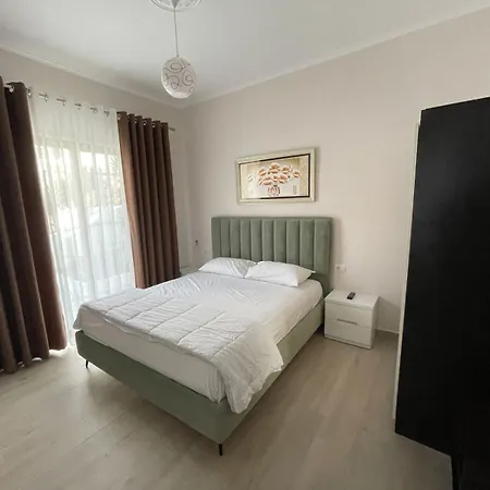 Apartment Summer Dreams
